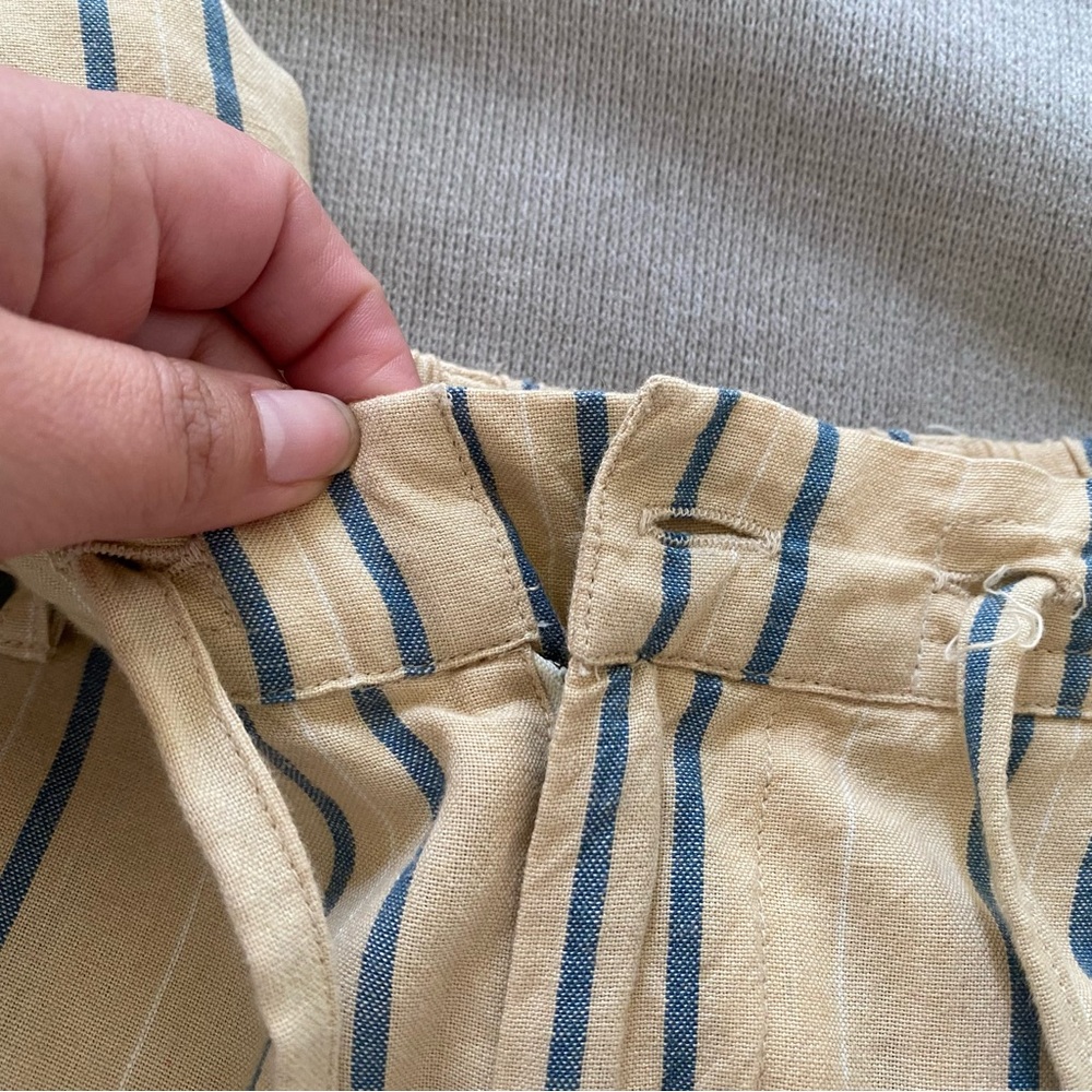 BSBEE Striped Cropped Lightweight Pants - Picture 8 of 9